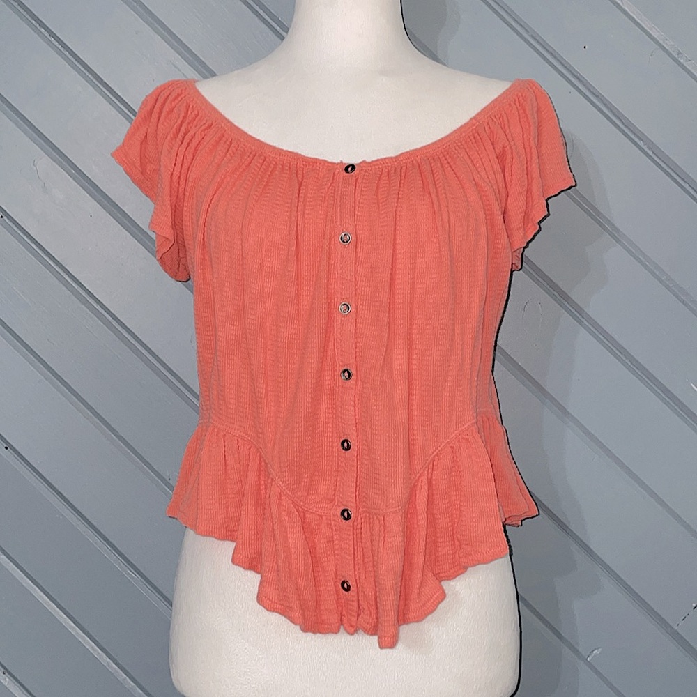 We The Free Coral Button-Up Flutter Sleeve Cropped Blouse